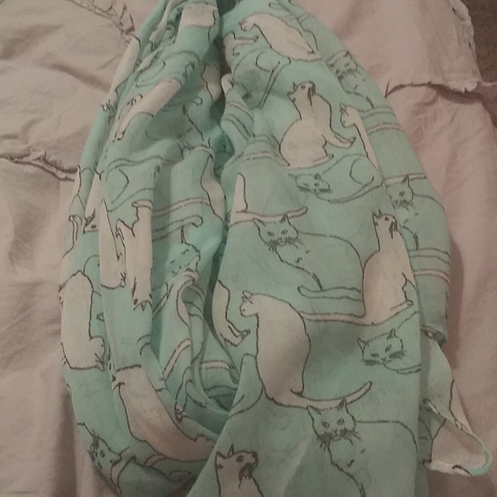 Women's Modern Blue cat scarf